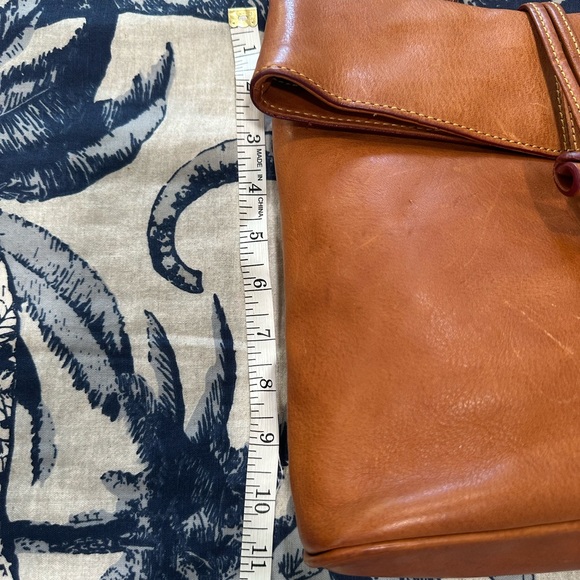 Dooney & Bourke Florentine Medium Toggle Crossbody – Italian Leather - Picture 9 of 13